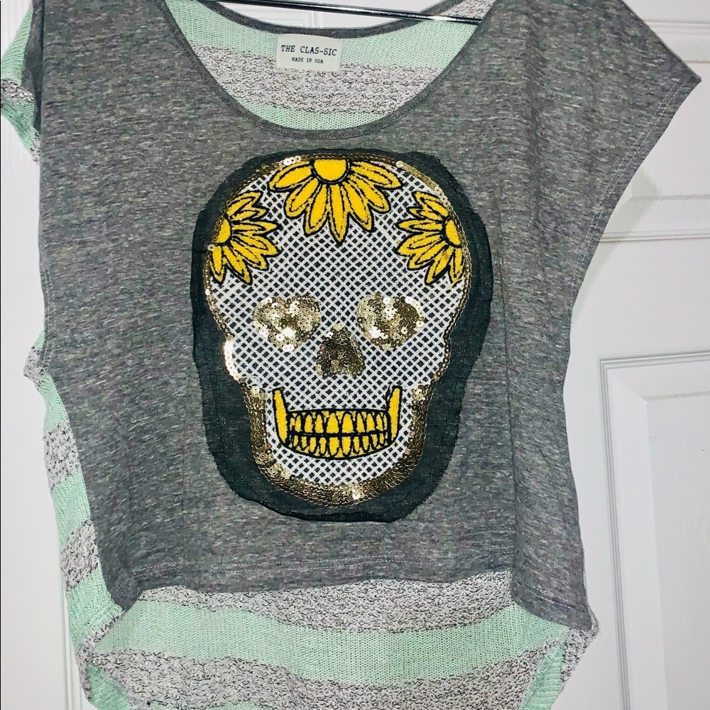Sunflower Skull Vampire shirt by The Clas-sic size S
